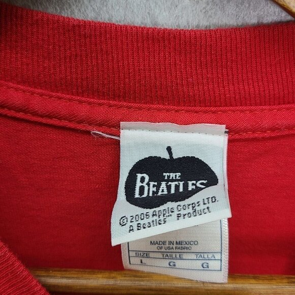 2005 The Beatles Apple Corp Red Short Sleeve Shirt Size Large - Picture 4 of 7